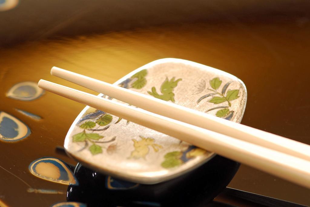 Hakone Tokinoshizuku Ξενοδοχείο Εξωτερικό φωτογραφία A pair of chopsticks
